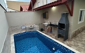 Casa na Praia com Piscina - Mongaguá - Drake House